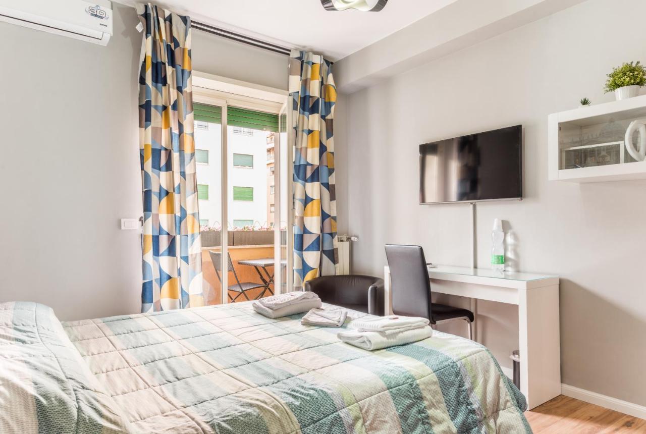 Tolli Hotel Рим Екстериор снимка